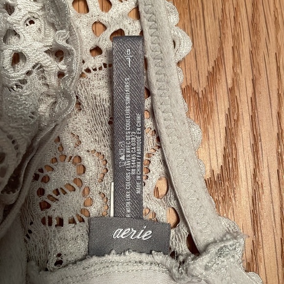 AERIE Bralette Silver Lace Wireless No Padding Halter Size L - Picture 3 of 7